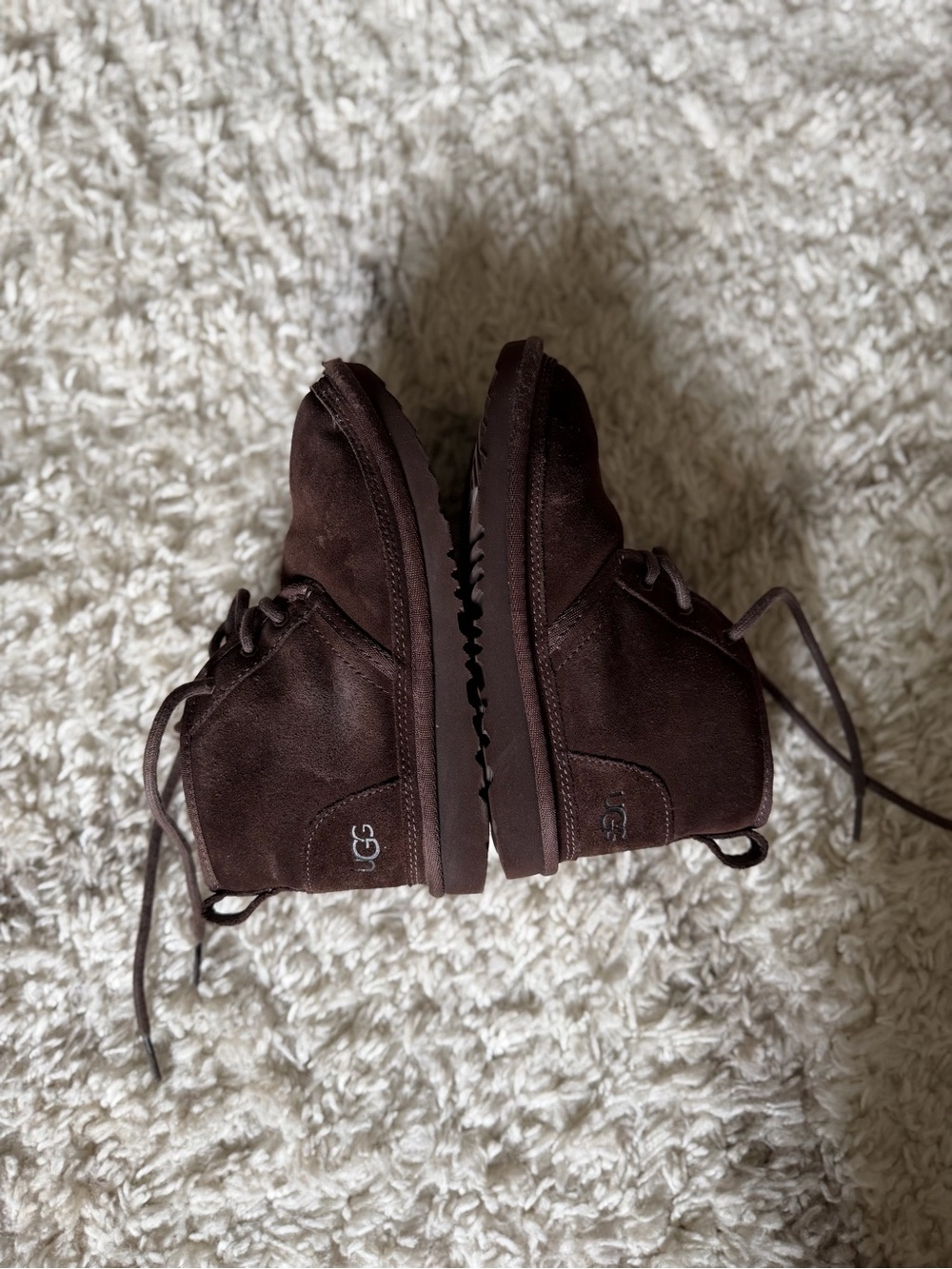 UGG kids Sz 1 Dark Brown Lace-Up Boots